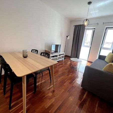 Prime Location - Historic District With Private Parking Apartment Lisbon Exterior photo